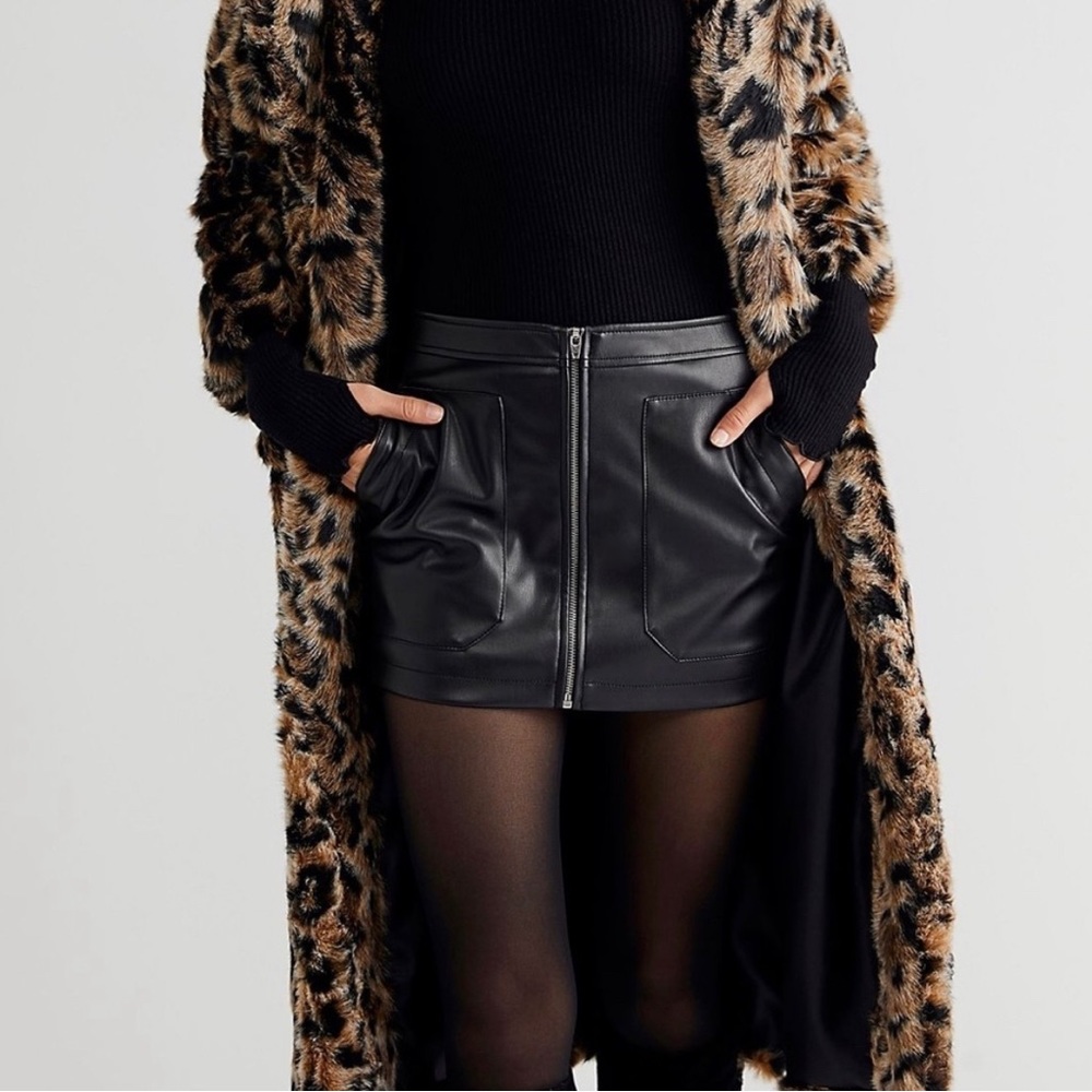 Free People Vegan Leather Black Mini Skirt Size 0